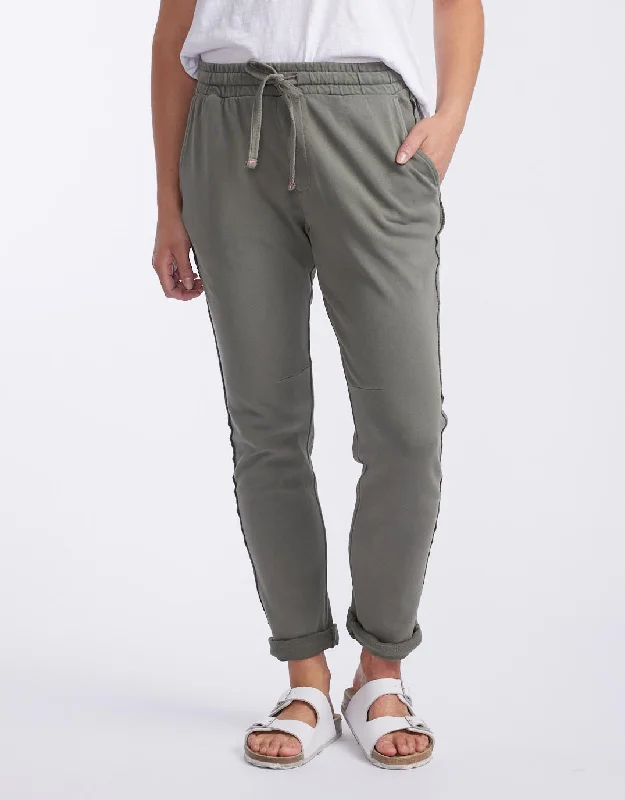 Off Duty Jogger - Washed Khaki