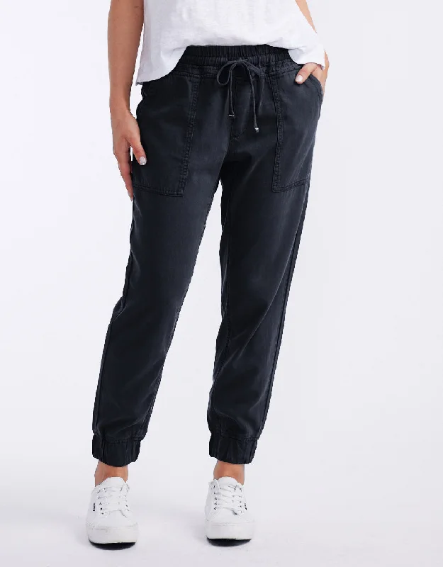 Weekend Utility Pants - Black