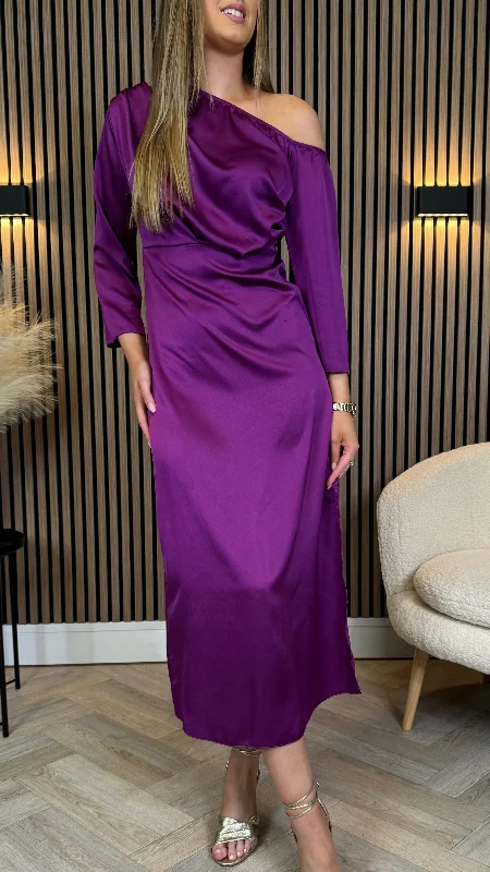 Tamera Purple Off The Shoulder Long Sleeved Ruched Midi Dress